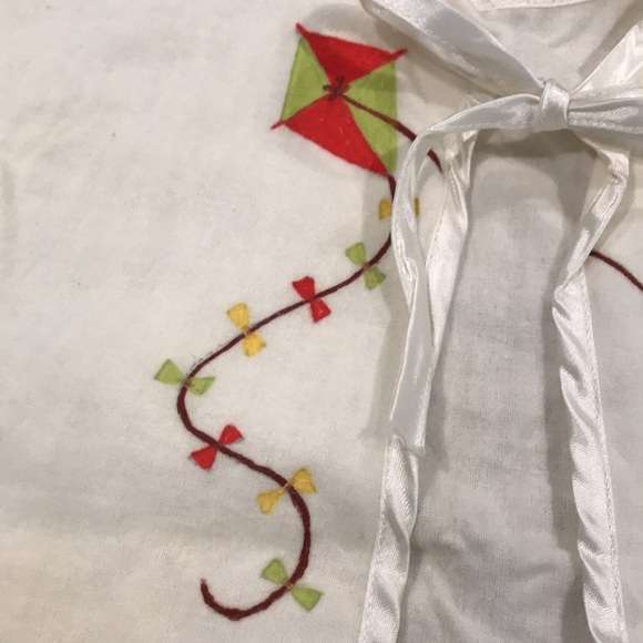 Vintage Infant Baby Robe Hand Painted Satin Tie 3-6 Months - Picture 5 of 10